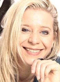 Yvonne 